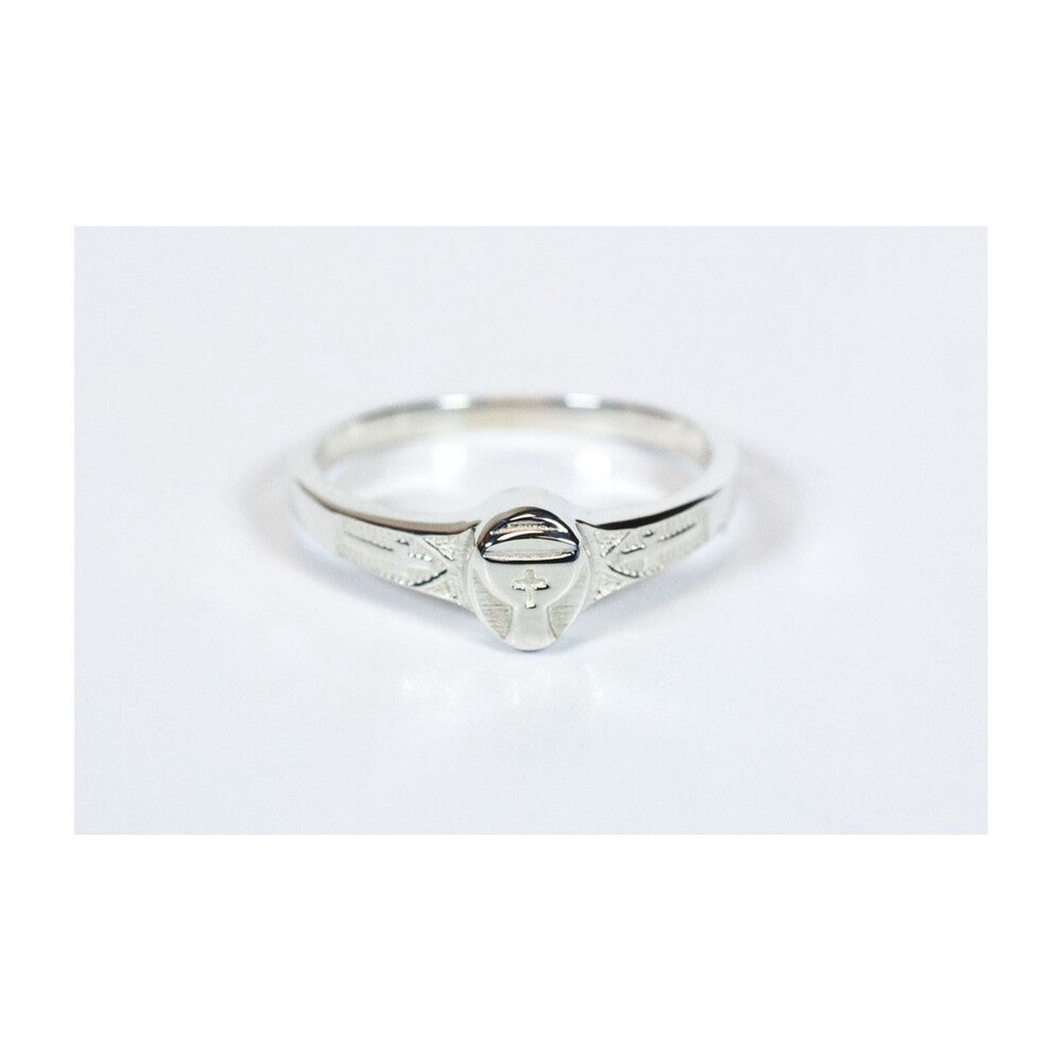 0513 - Chalice Ring