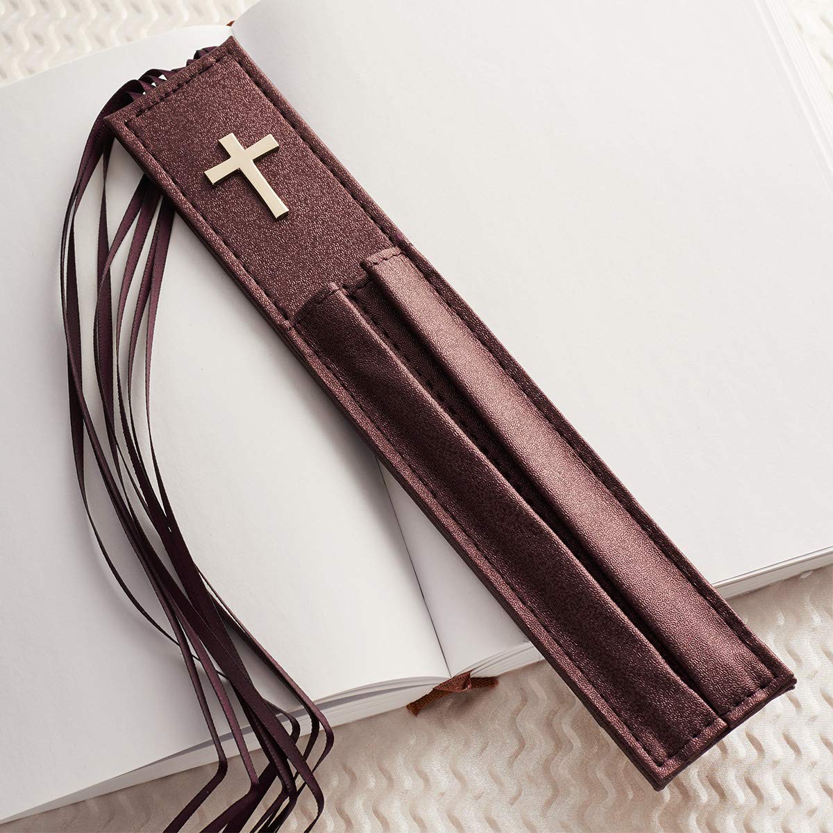 Bookmark: Bible (Cross/Purple)