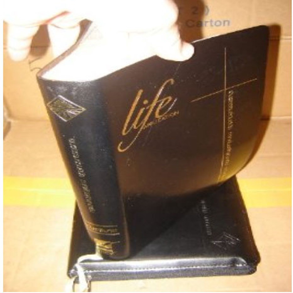 Thai Application Study Bible - Old Testament / Black Leather / Golden Edges
